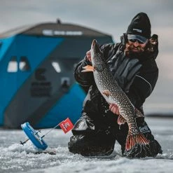 Clam X-500 Lookout Thermal Hub Shelter